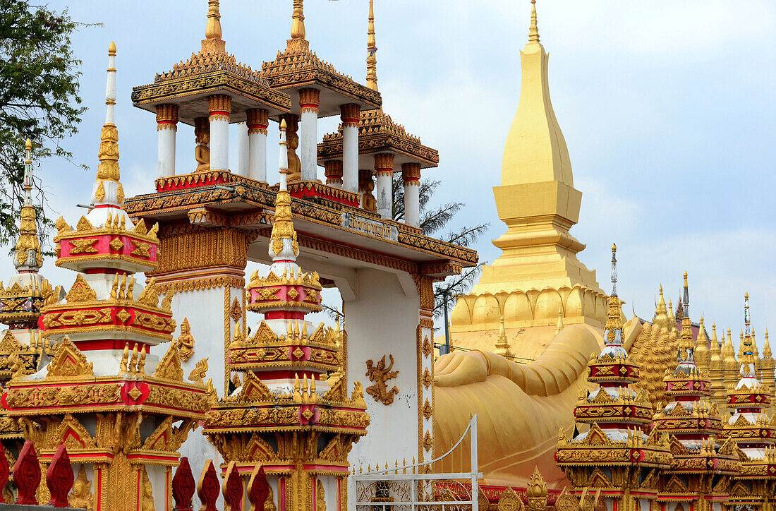 am Wat That Luang, Vientiane, Laos, Asien