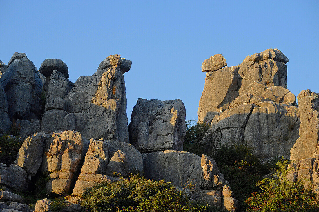 Fantastische Felsen im Torcal de Antequera, Provinz Malaga, Andalusien, Spanien