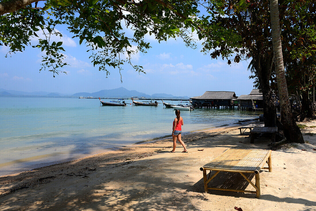 Strand an der Ostküste von Ko Muk, Andaman Sea, Thailand, Asien