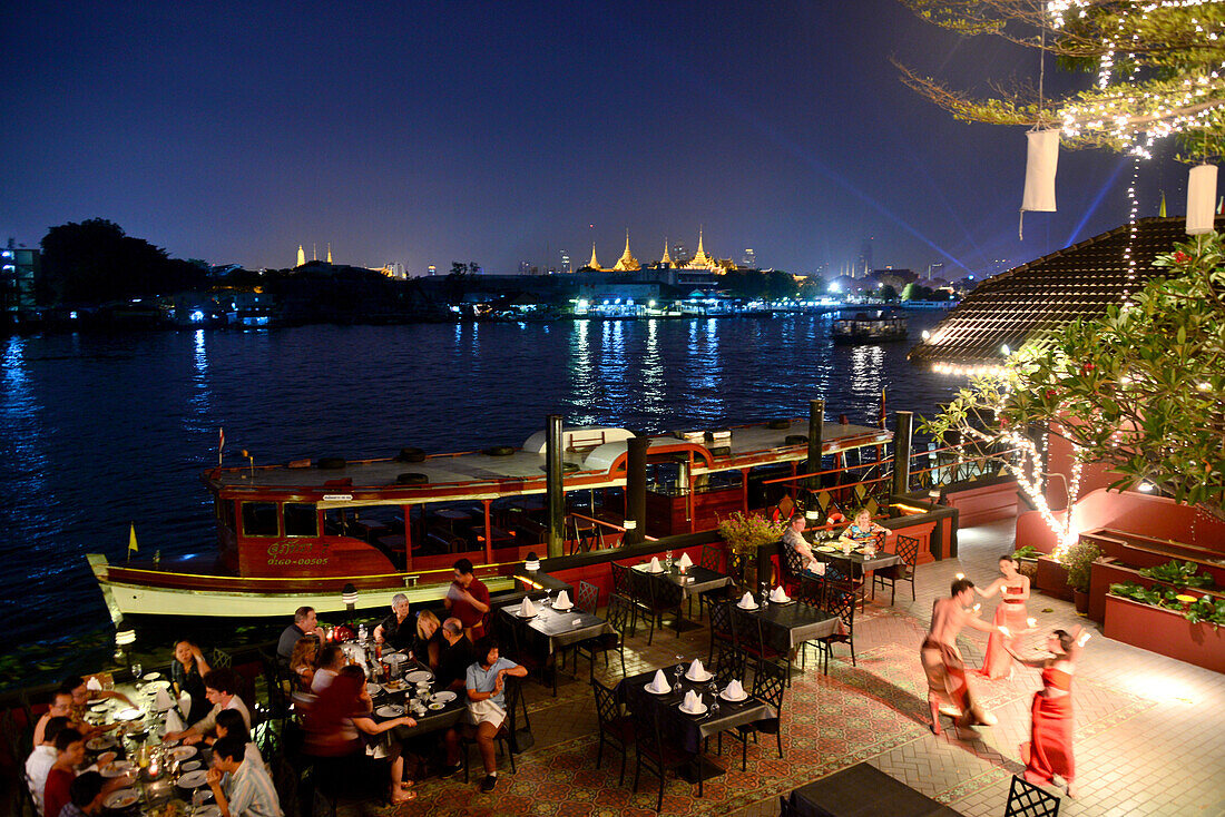 Restaurant: Supatra River House, Bangkok, Thailand