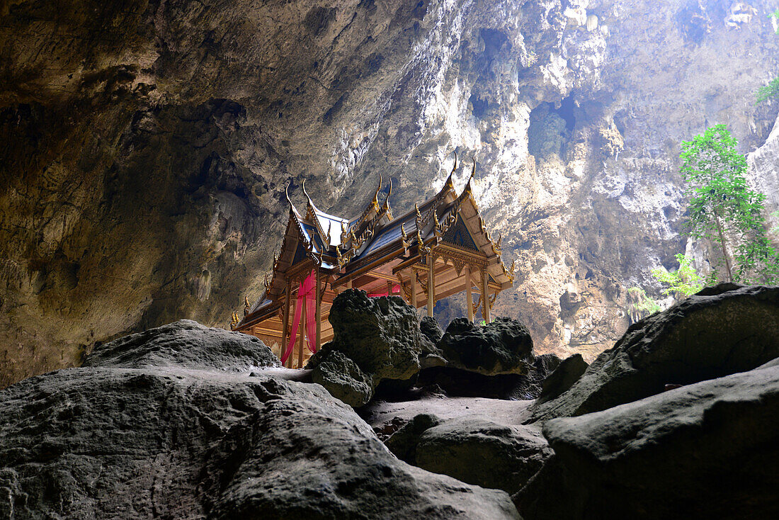 Phraya Nakhon Cave im Nationalpark Khao Sam Roi Yot bei Hua Hin, Mittel-Thailand, Thailand