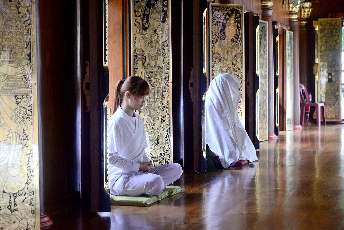 Meditationskurs im Wat Ram Poeng, Chiang Mai, Nord-Thailand, Thailand