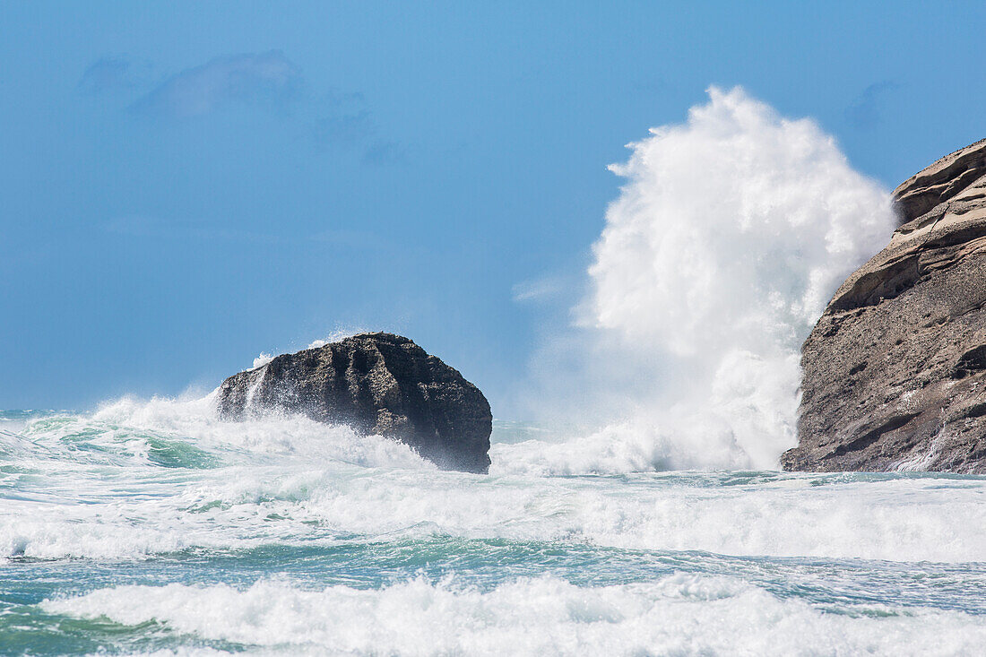 Crushing Waves at Wharariki Beach, Farewell Spit, South Island, New Zealand