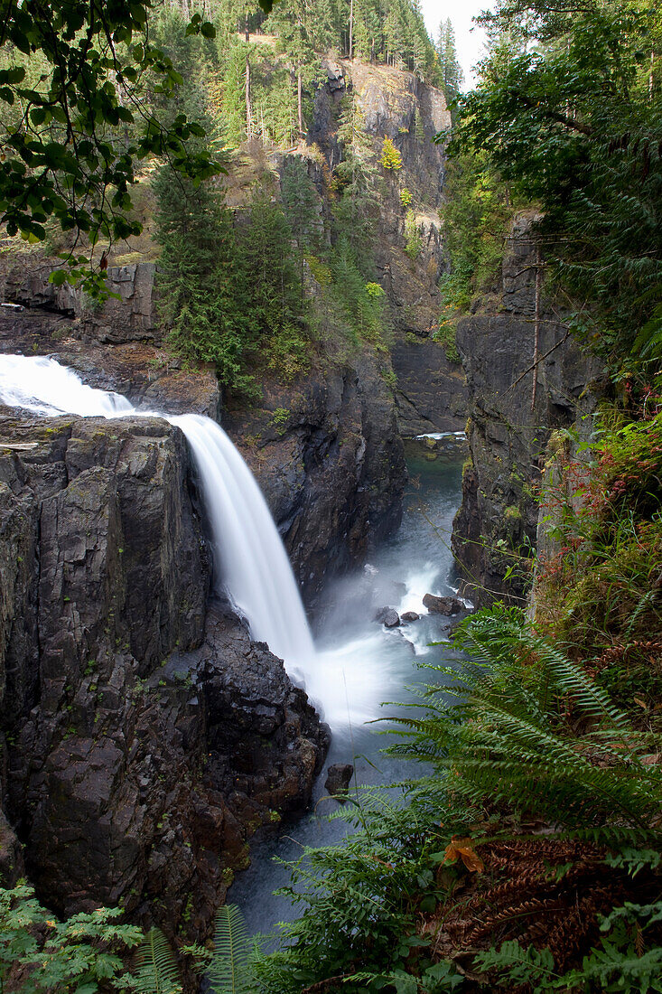 Elk Falls near Campbell River, British Columbia, Canada