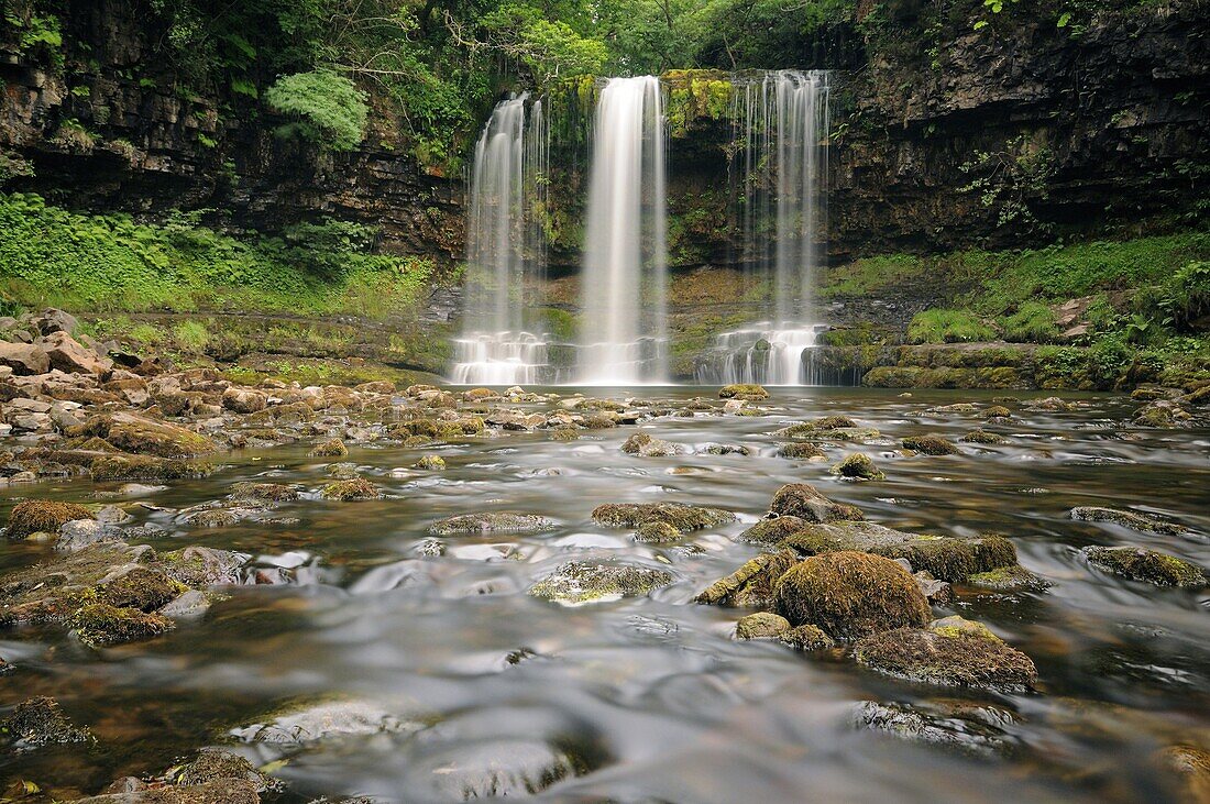 Waterfall Sgwd yr Eira, Brecon Beacons National Park, Wales