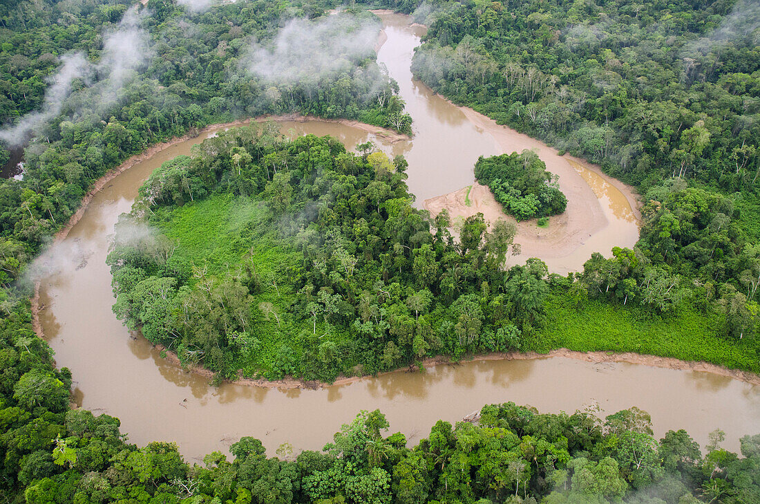 Tiputini River and rainforest, Yasuni National Park, Amazon, Ecuador