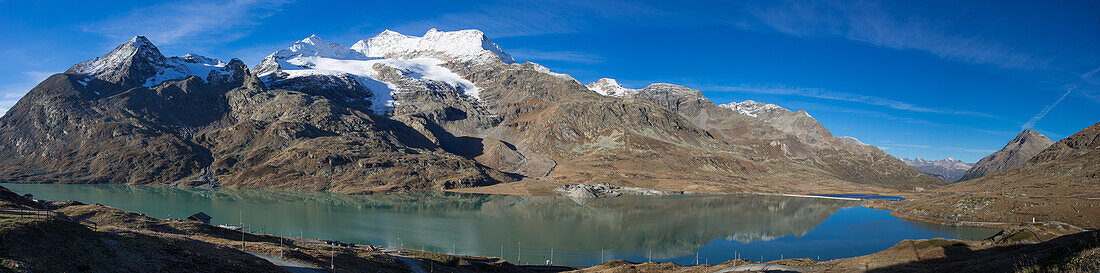 Biancosee mit Piz Cambrena (3602 m) am Berninapass, Engadin, Graubünden, Schweiz