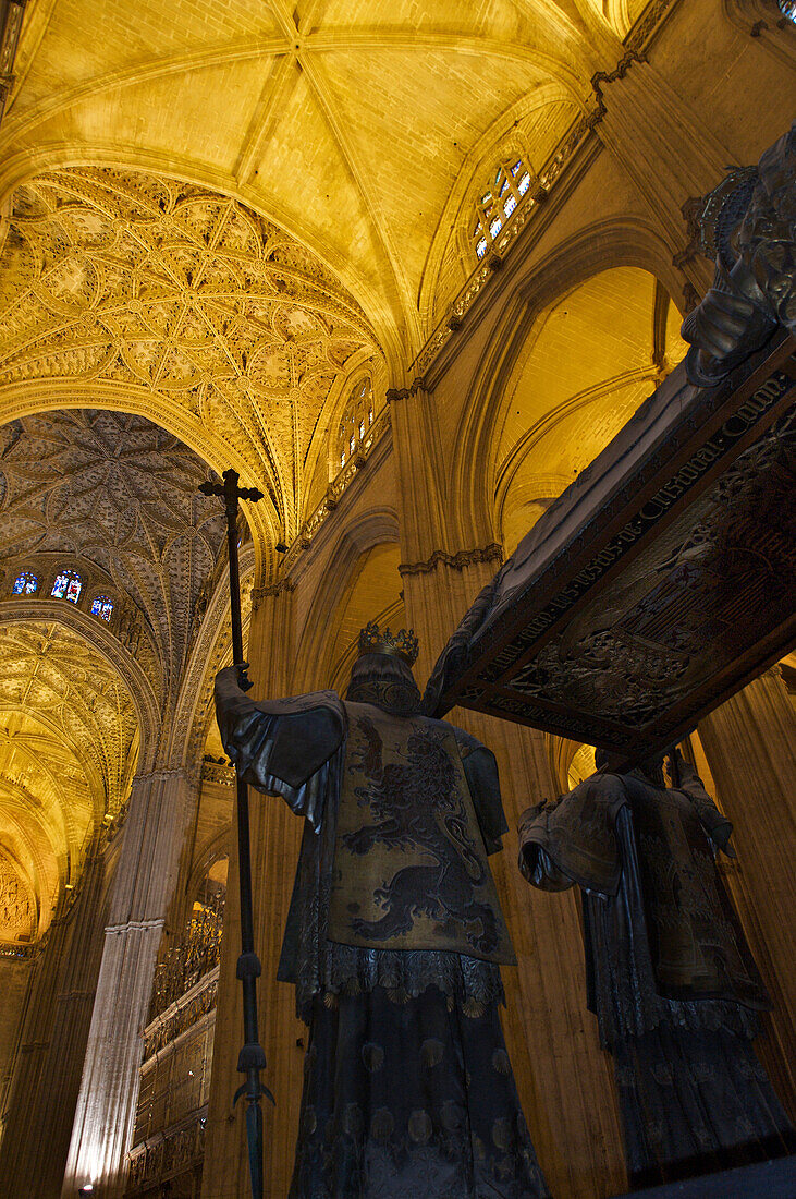 Sarkophag von Christopher Kolumbus in der Kathedrale, Sevilla, Andalusien, Spanien