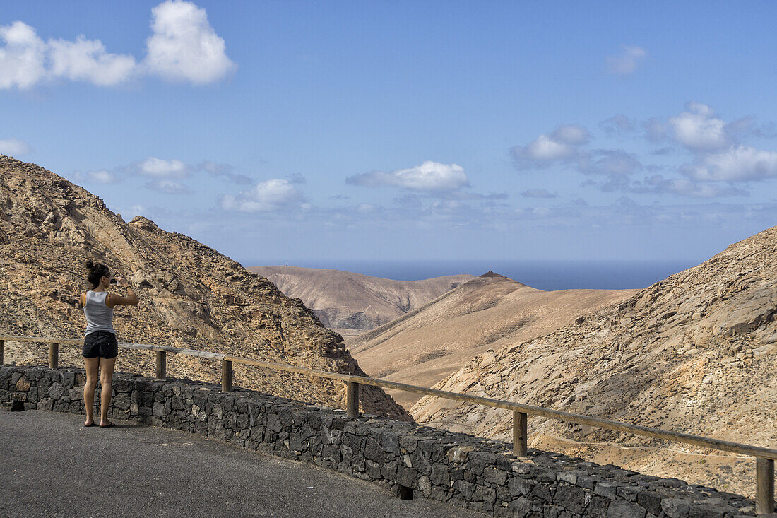 Viewpoint, Degollada de Los Granadillos, Fuerteventura Canary Islands, Spain