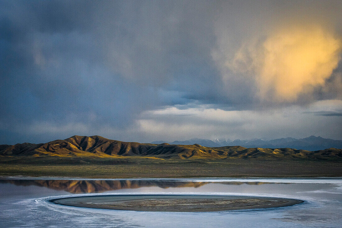 Thunderstorm clouds over island in a lake and steppe, Tuzkoel Salt Lake, Tuzkol, Tien Shan, Tian Shan, Almaty region, Kazakhstan, Central Asia, Asia