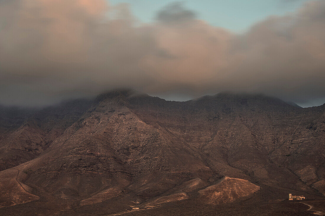 Villa de Winter in the mountains, El Cofete, Jandia peninsula, Parque Natural de Jandia, Barlovento, Fuerteventura, Canary Islands, Spain