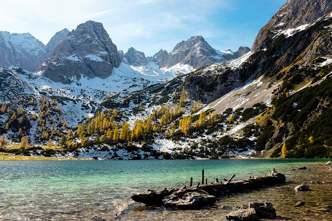 Seebensee, Drachenkopf und Wampeter Schrofen in Mieminger Gebirge, Ehrwald, Tirol, Österreich