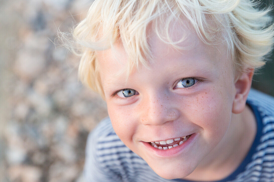 boy, 4 years old, laughing and smiling, summer, holiday, MR, Majorca, Balearic Islands, Spain, Europe