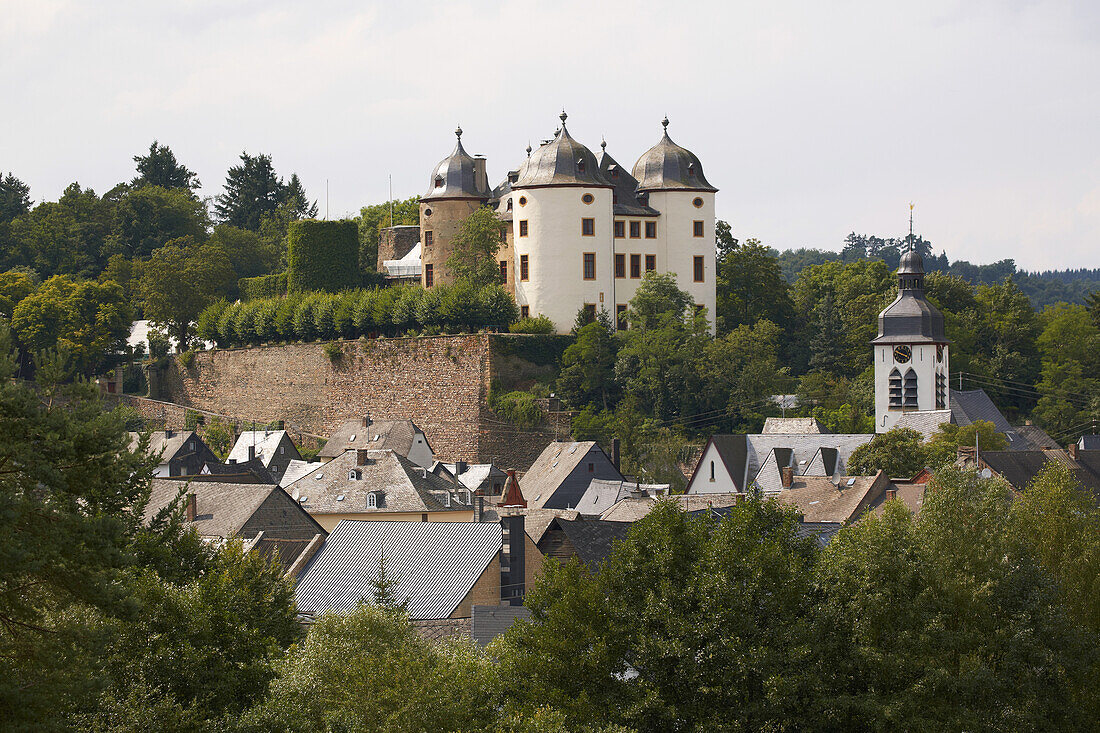 View of the castle in Gemuenden, Administrative district of Rhein-Hunsrueck, Region of Hunsrueck, Rhineland-Palatinate, Germany, Europe