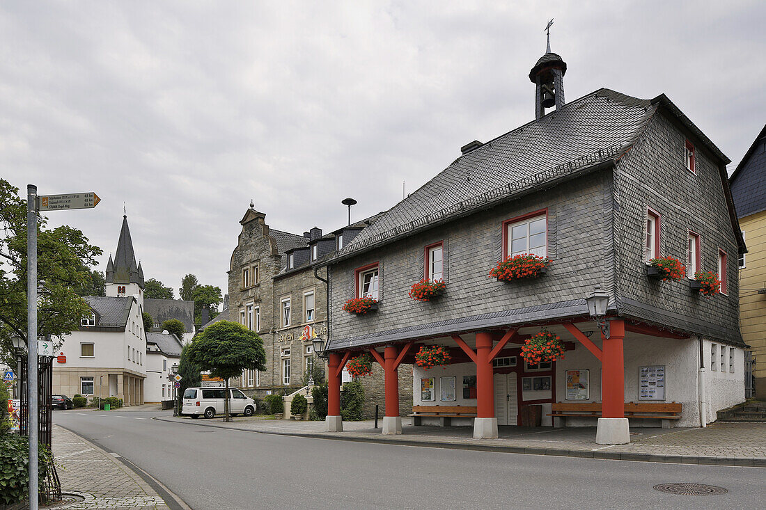 Altes Rathaus(1723) in Rhaunen, Kreis Birkenfeld, Region Hunsrück, Rheinland-Pfalz, Deutschland, Europa