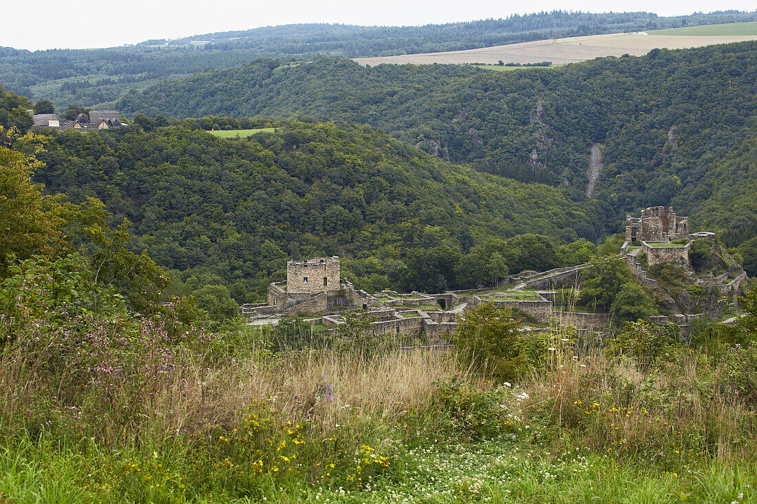 Schmidtburg ruins and reconstructed celtic sttlement Altburg near Bundenbach, Administrative district of Birkenfeld and Bad Kreuznach, Region of Hunsrueck, Rhineland-Palatinate, Germany, Europe