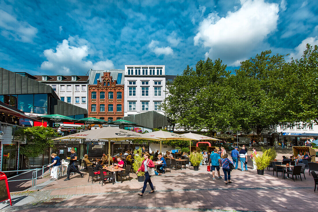 Cafes on the market square, Kiel, Baltic Coast, Schleswig-Holstein, Germany