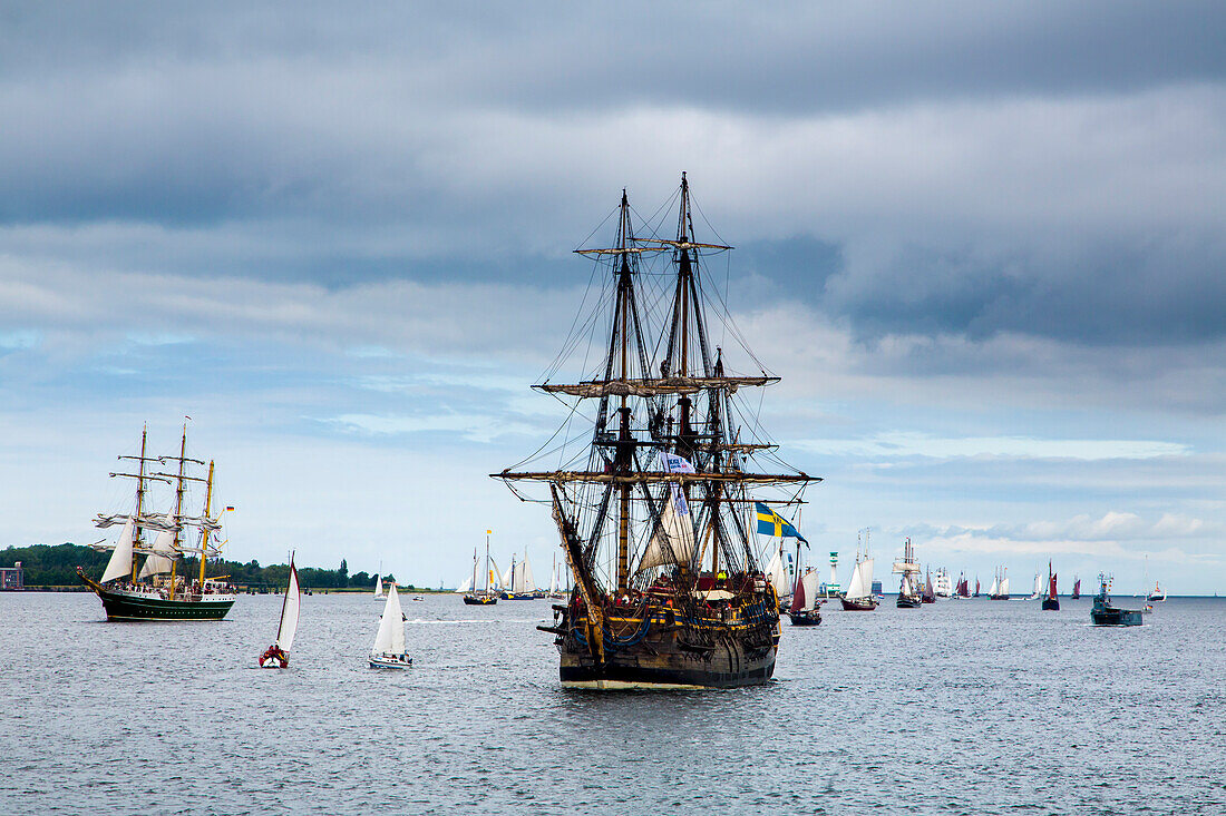 Sailing parade, Kieler Woche, Kiel, Baltic Coast, Schleswig-Holstein, Germany