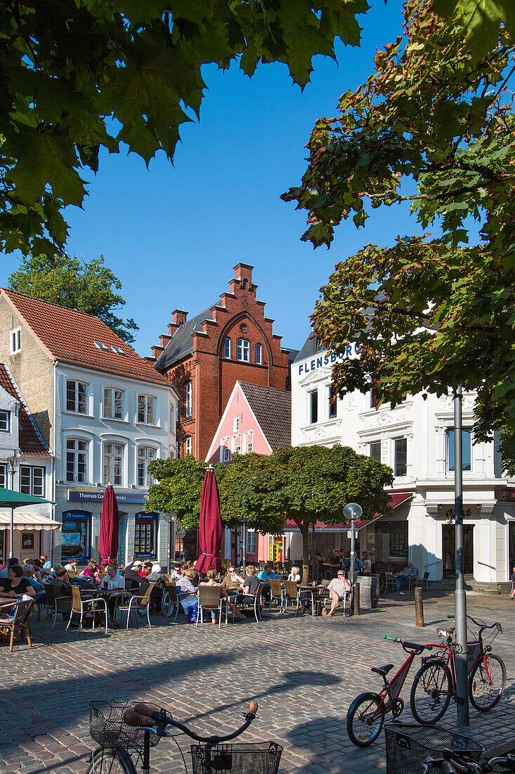 Cafes, Nordermarkt, Flensburg, Flensburger Förde, Ostsee, Schleswig-Holstein, Deutschland
