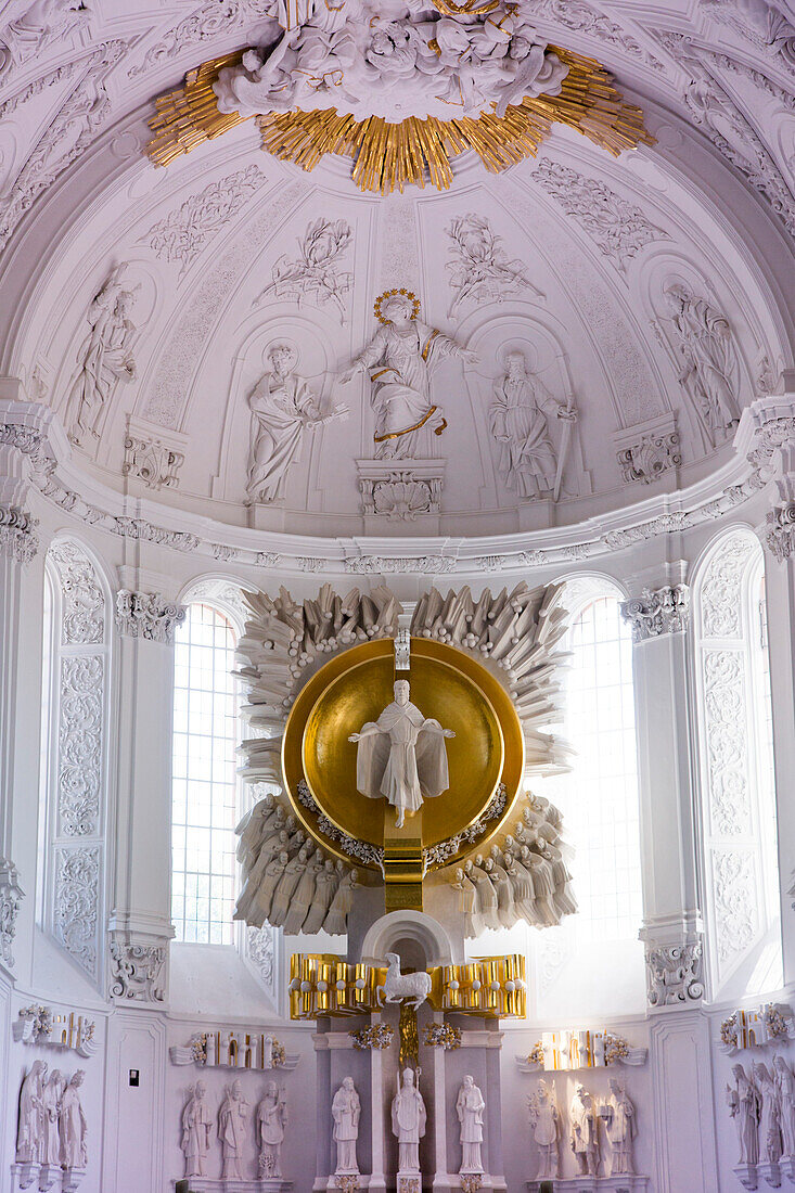 Altar inside Dom St. Kilian cathedral, Würzburg, Franconia, Bavaria, Germany