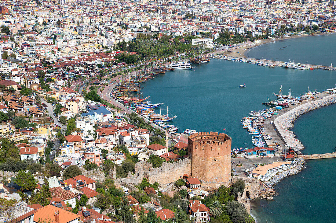 Kizil Kule (Roter Turm) und Hafen von Alanya, Alanya, Antalya, Türkei, Europa