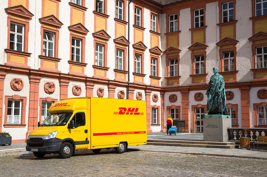 DHL delivery truck at Old Palace (Altes Schloss), Bayreuth, Franconia, Bavaria, Germany