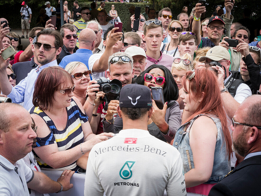 Lewis Hamilton, Goodwood Festival of Speed 2014, Rennsport, Autorennen, Classic Car, Goodwood, Chichester, Sussex, England, Großbritannien