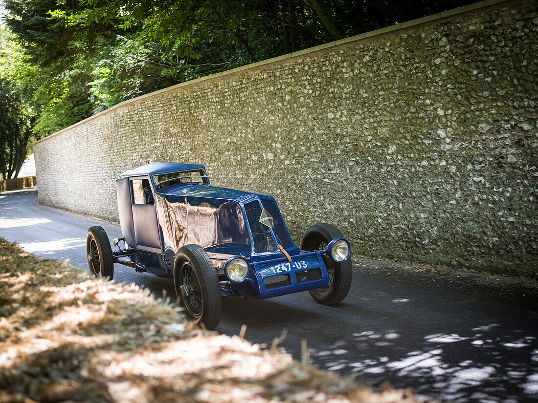 1926 Renault 40CV Montle´ry Coupe´, Fahrer Jean-Louis Pichafroy, Goodwood Festival of Speed 2014, Rennsport, Autorennen, Classic Car, Goodwood, Chichester, Sussex, England, Großbritannien