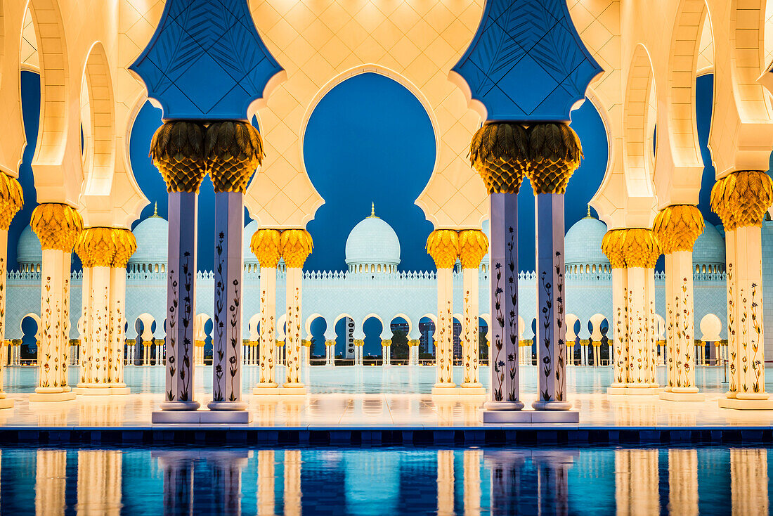 Ornate tiled arches of Grand Mosque, Abu Dhabi, United Arab Emirates, Abu Dhabi, Abu Dhabi, UAE
