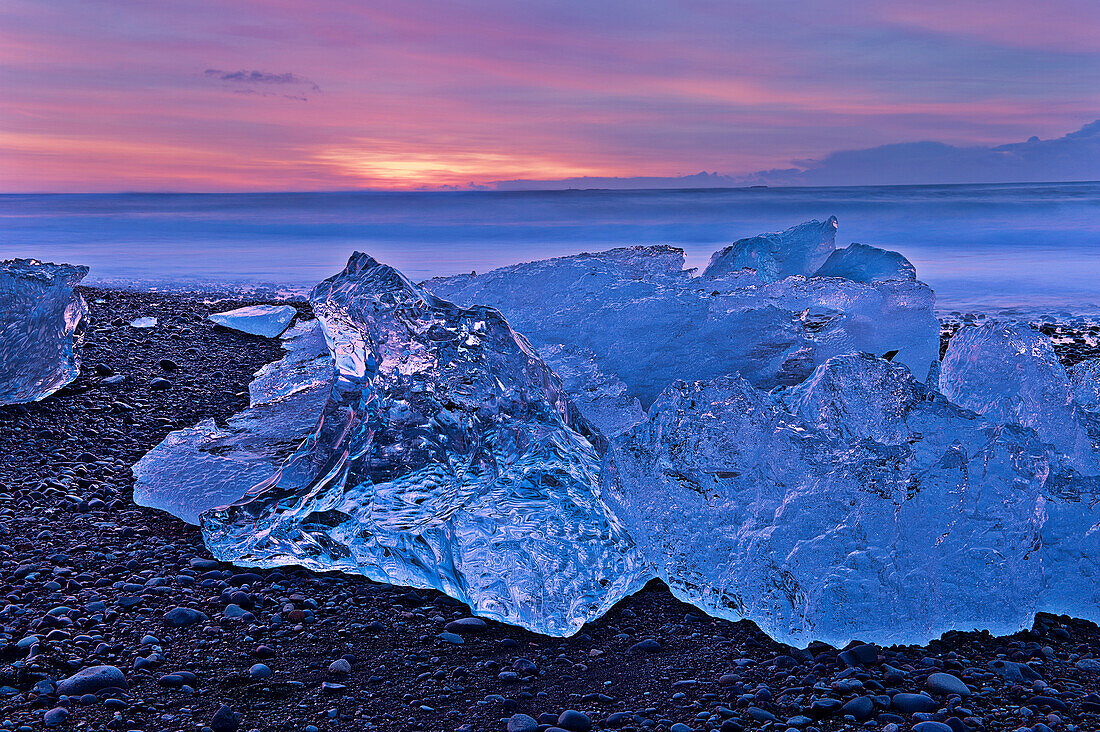 Glaciers melting on arctic beach, Reykjavik, Sudhurland, iceland