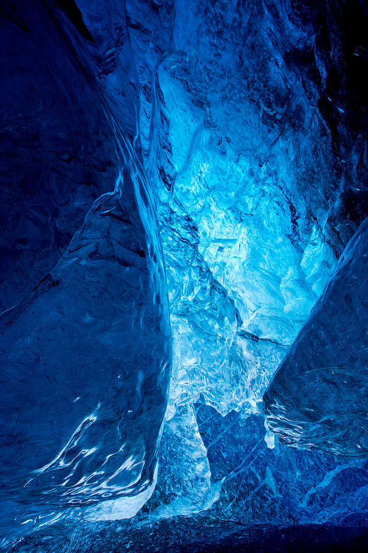 Ceiling of ice cave, C1