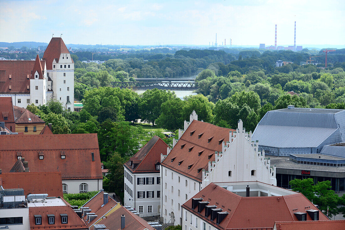 Blick gen Osten vom Pfeifturm, Schloß-Herzogskasten-Theater, Ingolstadt, Nord-Oberbayern, Bayern, Deutschland