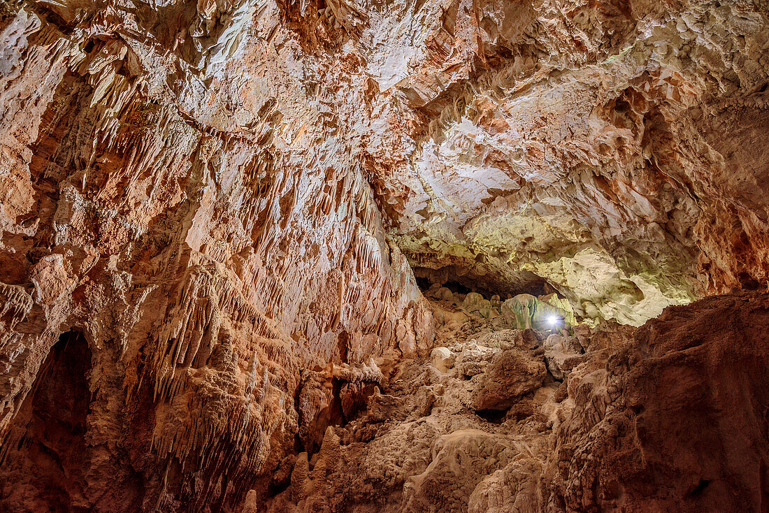 Tropfsteinhöhle, Selvaggio Blu, Nationalpark Golfo di Orosei e del Gennargentu, Sardinien, Italien