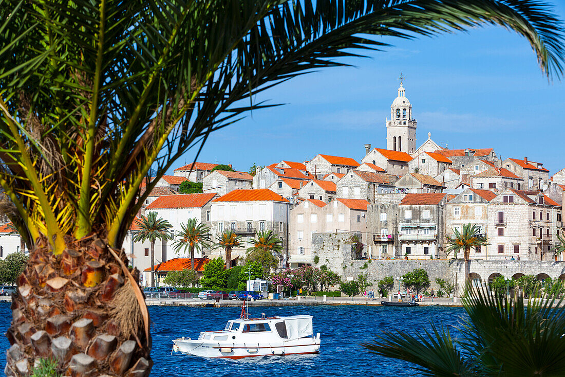 Picturesque Old Town Korcula and harbour, Korcula, Dalmatia, Croatia, Europe