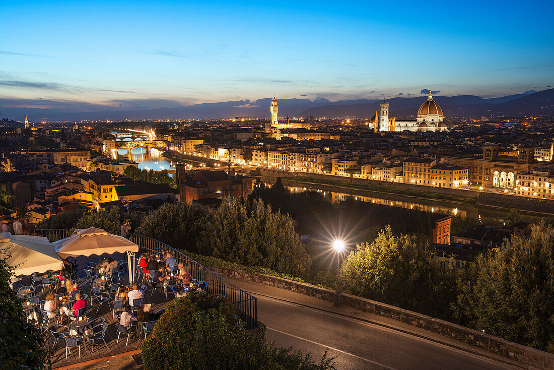 Vecchio Palace and the Duomo (Cathedral), Historic Centre, UNESCO World Heritage Site, Florence, Tuscany, Italy, Europe