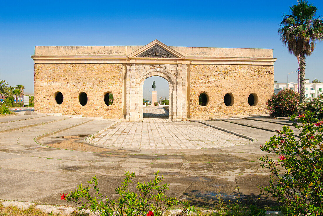 Ottoman monumental gate, La Goulette, Tunisia, North Africa, Africa