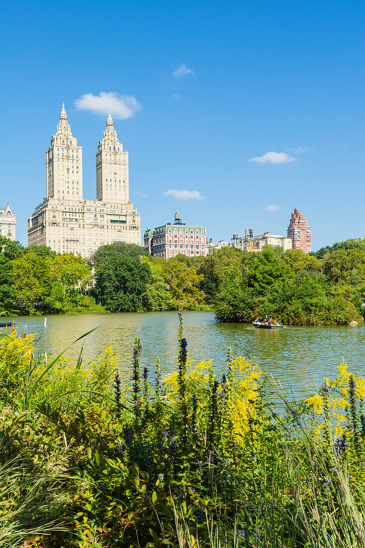 The Lake, Central Park with the San Remo Building beyond, Manhattan, New York City, New York, United States of America, North America