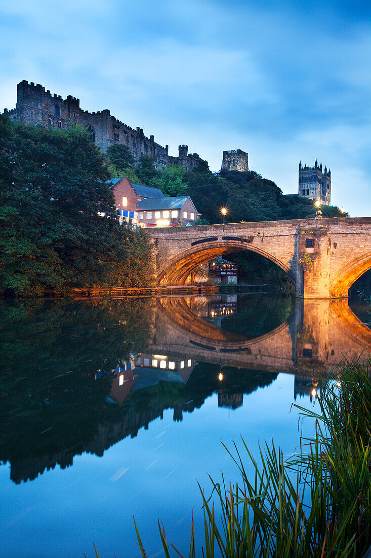 Durham Castle and Cathedral above Framwellgate Bridge, Durham, County Durham, England, United Kingdom, Europe