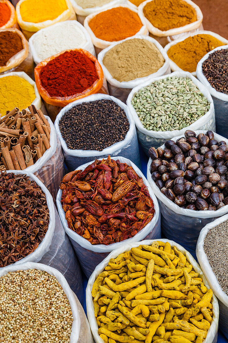 Spice shop at the Wednesday Flea Market in Anjuna, Goa, India, asia