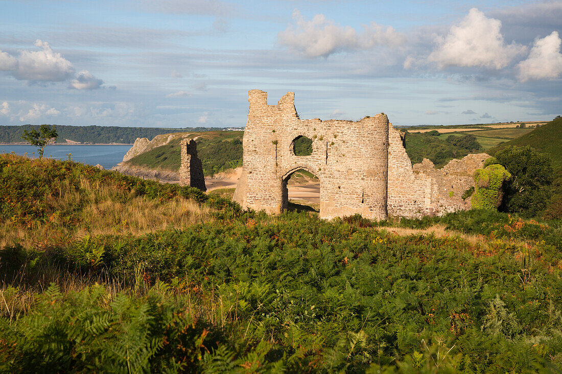 Pennard Castle and Three Cliffs Bay, Gower Peninsula, Swansea, West Glamorgan, Wales, United Kingdom, Europe