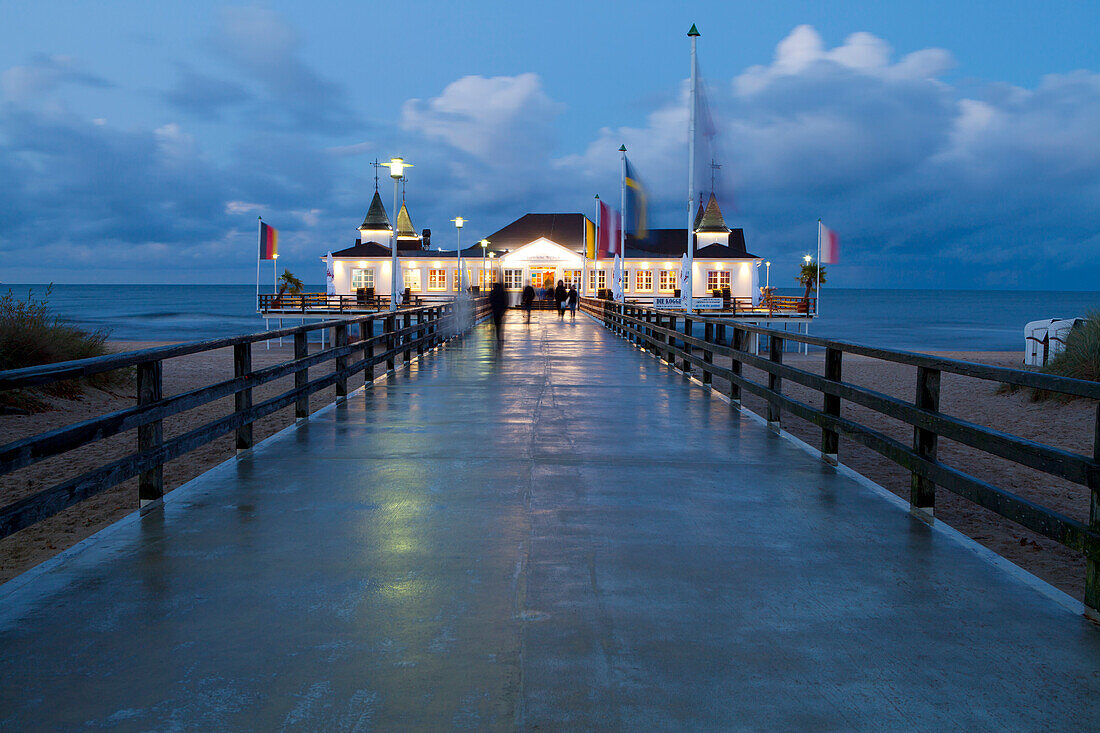 The historic Pier in Ahlbeck on the Island of Usedom, Baltic Coast, Mecklenburg-Vorpommern, Germany, Europe