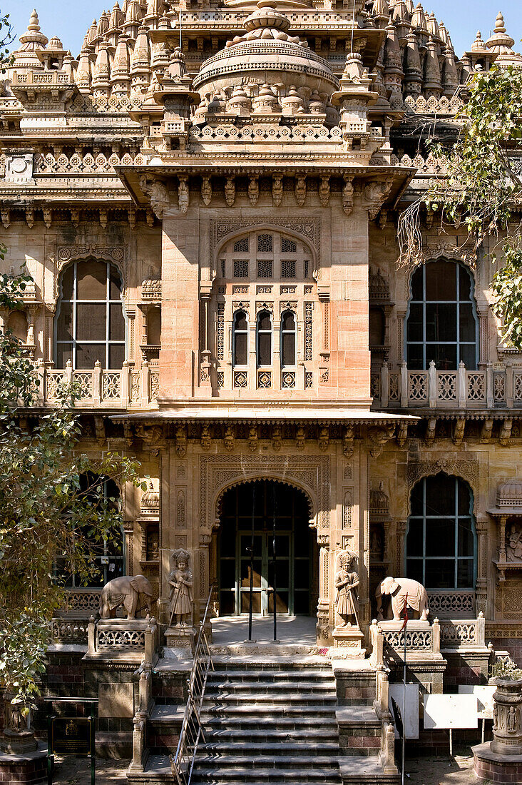 Morvi Temple (the Secretariat) an administrative building with a Hindu temple in the centre, built in the 19th century and being restored following the 1997 earthquake, Morvi, Gujarat, India, Asia