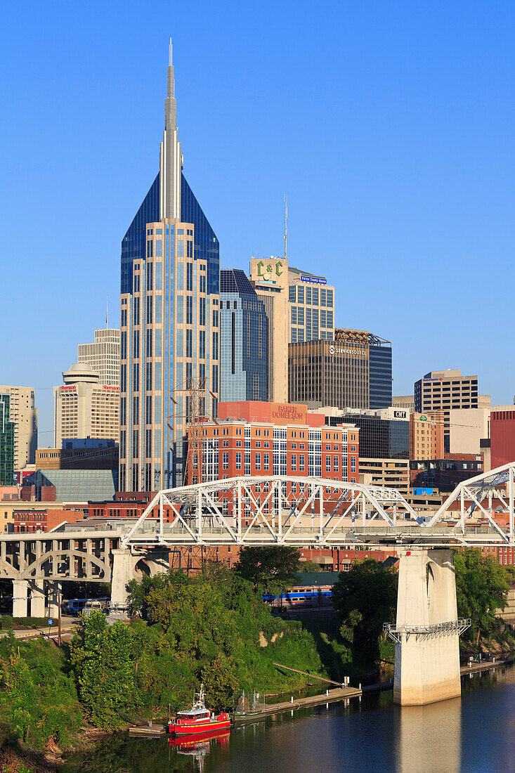 Shelby Pedestrian Bridge and Nashville skyline, Tennessee, United States of America, North America