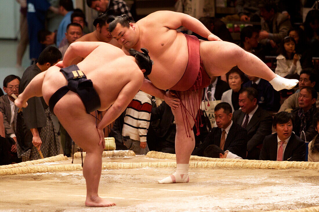 Sumo wrestling competition at the Kokugikan stadium, Tokyo, Japan, Asia