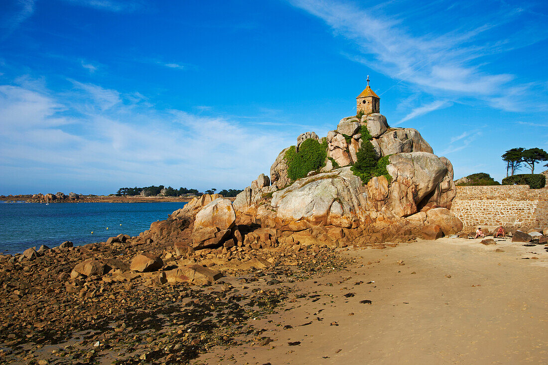 Notre Dame of Port Blanc church, Port Blanc, Cote de Granit Rose, Cotes d'Armor, Brittany, France, Europe