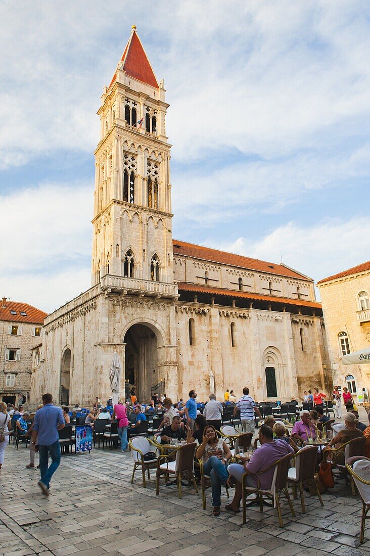 Cathedral of St. Lawrence (Katedrala Sv. Lovre), Trogir, UNESCO World Heritage Site, Dalmatian Coast, Croatia, Europe