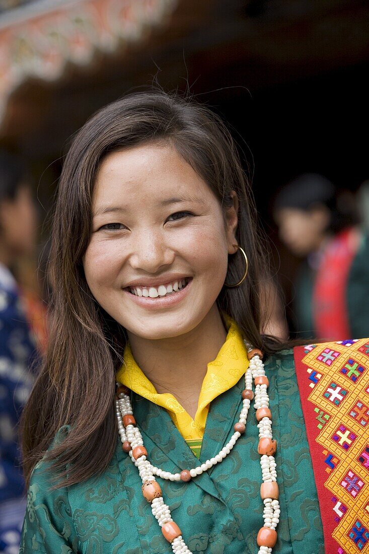 Bhutanese woman, Trashi Chhoe Dzong, Thimphu, Bhutan, Asia