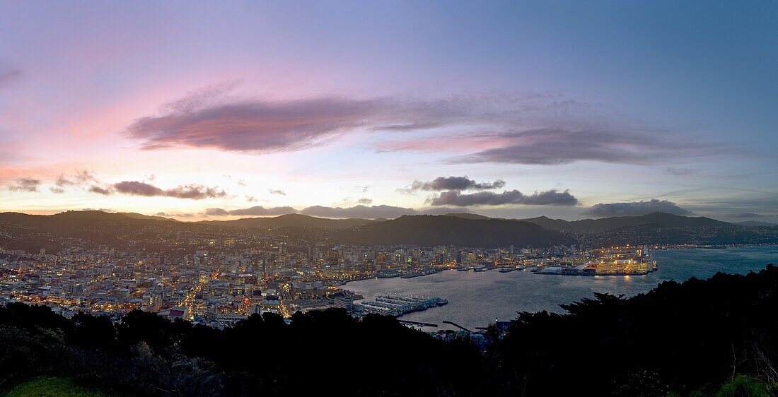 Panoramic view from Mount Victoria at sunset, of Wellington, North Island, New Zealand, Pacific