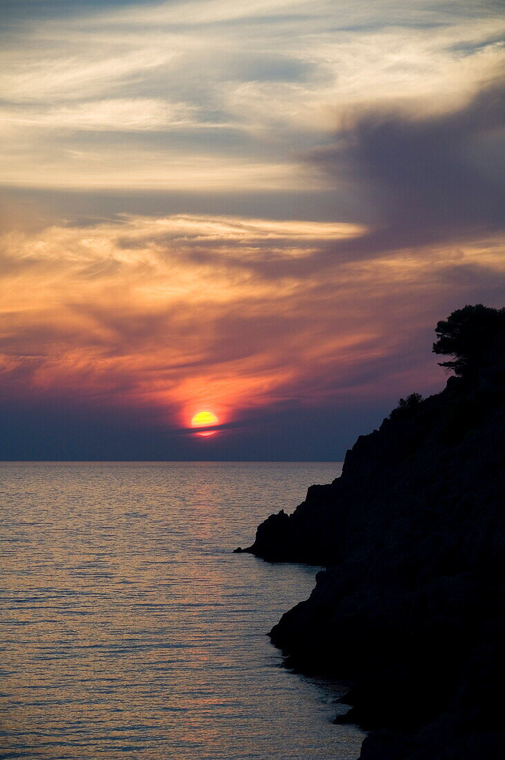 Sunset, Assos, Kefalonia (Cephalonia), Ionian Islands, Greece, Europe