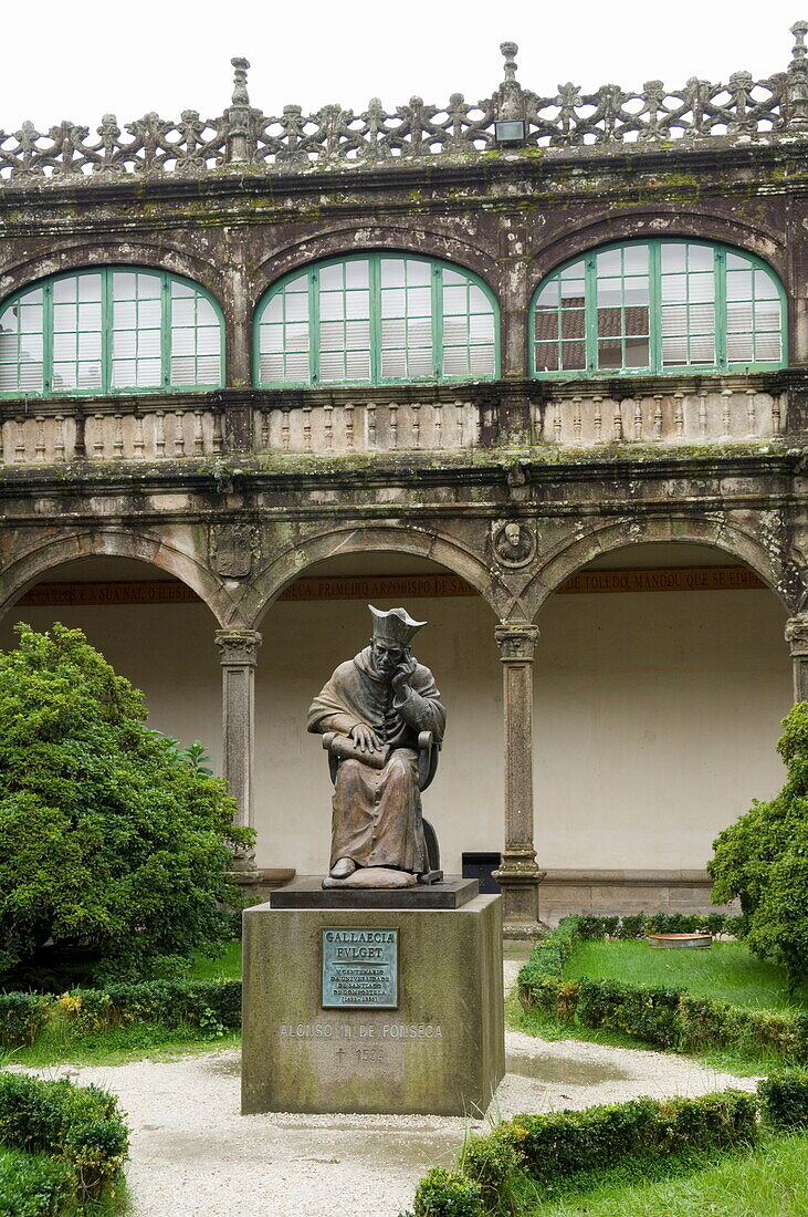 Statue of Alonso de Fonseca, College of Fonseca, Santiago de Compostela, Galicia, Spain, Europe